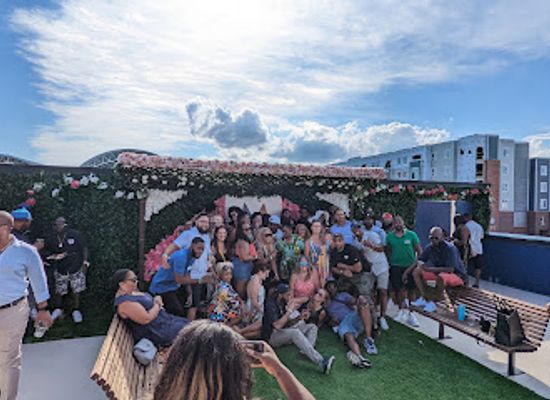 virginia/hampton-roads/bar/monroe-rooftop