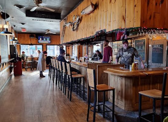 minnesota/boundary-waters-canoe-area-wilderness/bar/boathouse-brewpub-restaurant