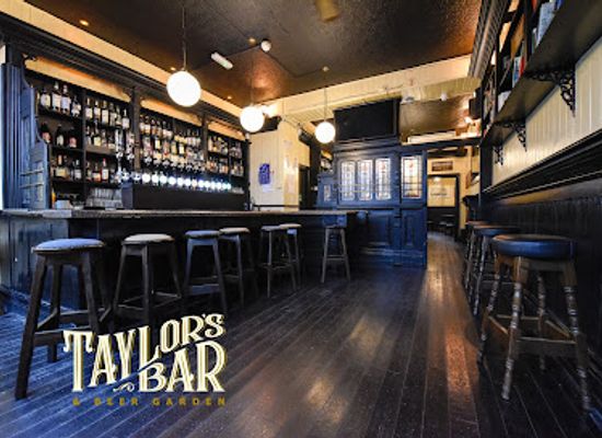 ireland/salthill/bar/taylor-s-bar-beer-garden