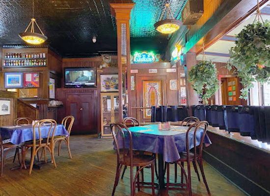 louisiana/caddo-lake/bar/the-blind-tiger