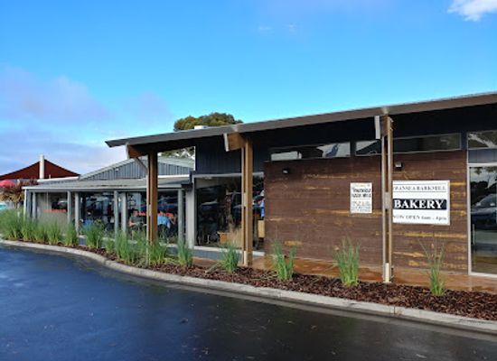 australia/freycinet-national-park/bar/bark-mill-tavern-bakery