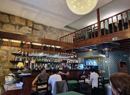 portugal/douro/bar/espaco-77