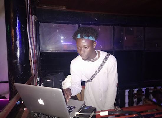 rwanda/gikongoro/bar/momento-rooftop-bar