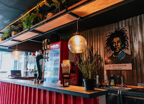 colombia/coffee-axis/bar/rock-n-chicharron-gastro-pub-cerveza-bbc