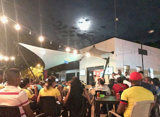 colombia/guainia-department/bar/mirador-bar