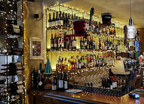greece/lamia/bar/crespo-wine-bar