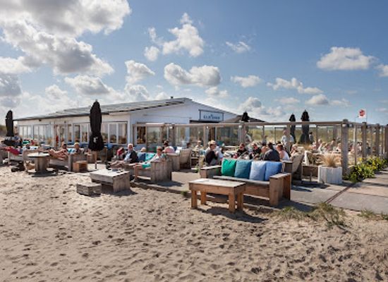 netherlands/wadden-islands/bar/beach-pavillion-kaap-noord