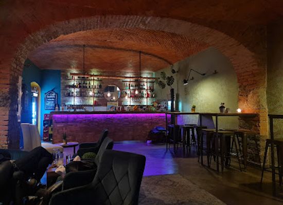 slovenia/ljubljana/bar/apotheka-cocktail-bar