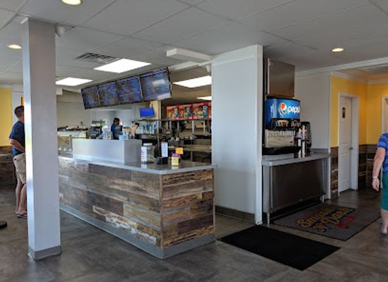 delaware/trap-pond-state-park/bar/smash-n-dash-burgery