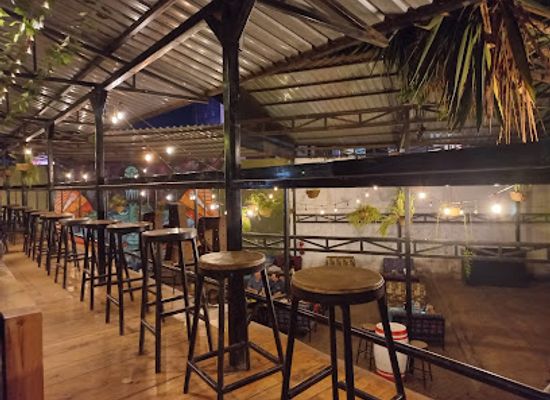 kenya/eastern-region/bar/the-alchemist