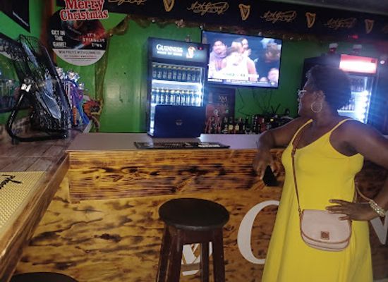 guyana/linden/bar/golden-taste-seafood-bar