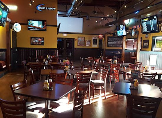 connecticut/tolland-county/bar/city-sports-grille