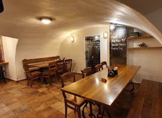 czechia/cesky-raj/bar/mustek-beer-burger
