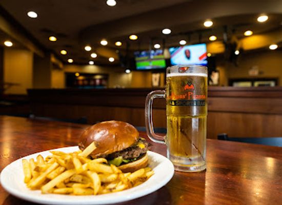 south-dakota/yankton-area/bar/boss-pizza-and-chicken-sports-bar-yankton