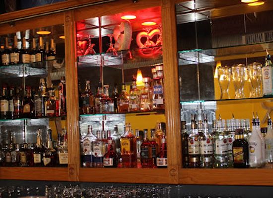 virginia/suffolk/bar/rennee-s-restaurant-and-lounge