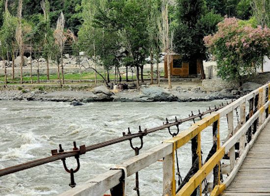pakistan/northern-areas/bar/indus-lodges-gilgit
