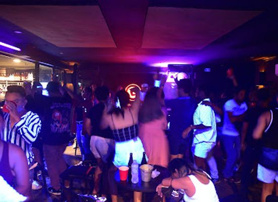 philippines/central-visayas/bar/g-spot-bar