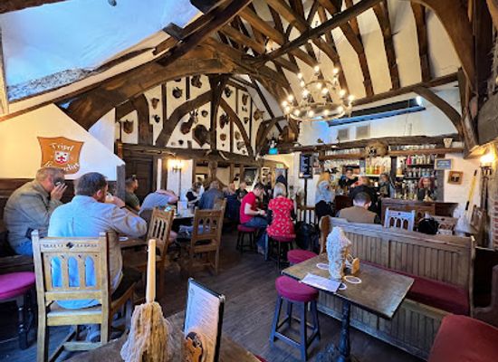 united-kingdom/yorkshire-and-the-humber/bar/house-of-the-trembling-madness-stonegate-no-table-bookings