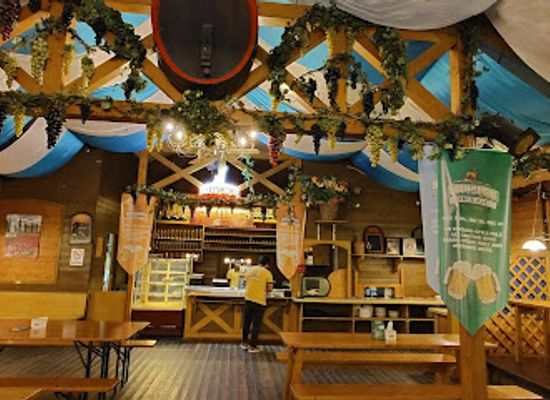 nepal/narayani-zone/bar/yak-biergarten