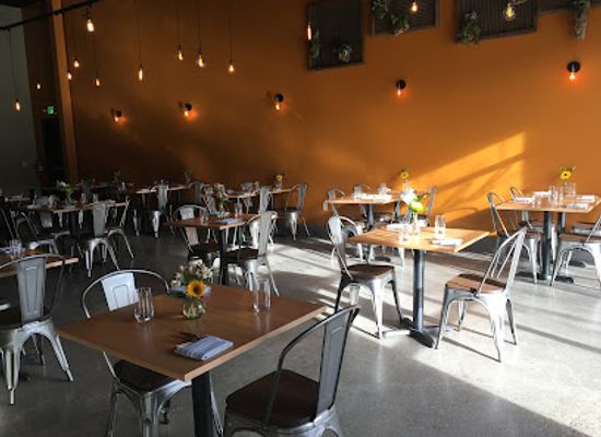 oregon/cascade-lakes-scenic-byway/bar/mill-works-pub