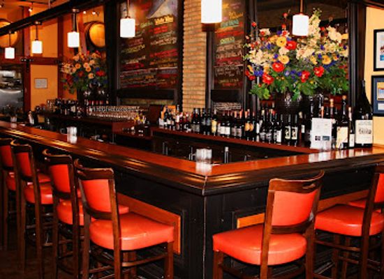 maryland/annapolis/bar/grapes-wine-bar-restaurant