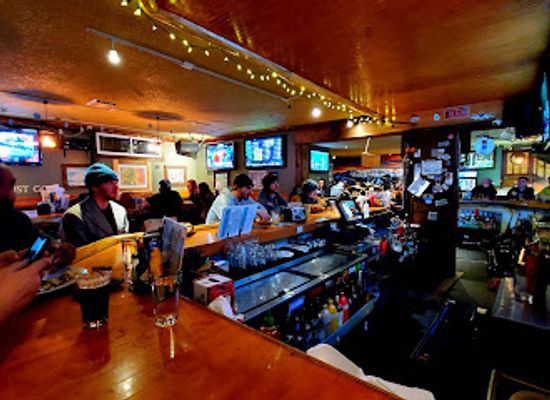 colorado/tenmile-range/bar/ollie-s-pub-grub-breck