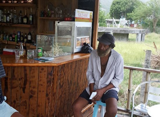 grenada/carriacou-and-petite-martinique/bar/seabreeze-bar-grill