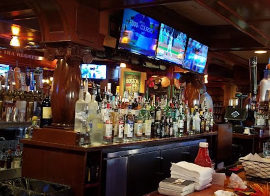 massachusetts/quincy/bar/the-fours