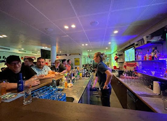 switzerland/schaffhausen/bar/j-s-sportsbar-food-schaffhausen