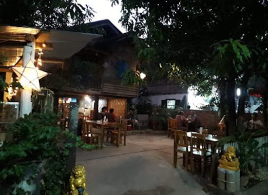 laos/luang-prabang-range/bar/luangprabang-old-house-restaraunt-bar