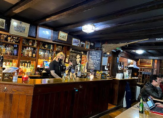 united-kingdom/oxfordshire/bar/white-horse