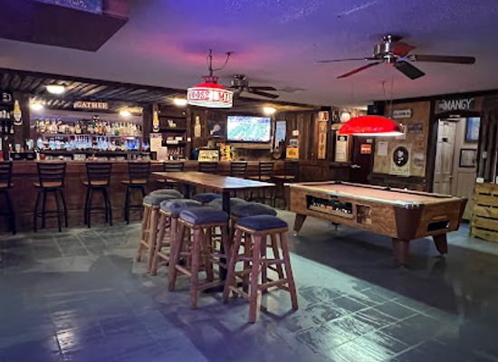 wyoming/medicine-bow-national-forest/bar/the-mangy-moose-roadside-bar