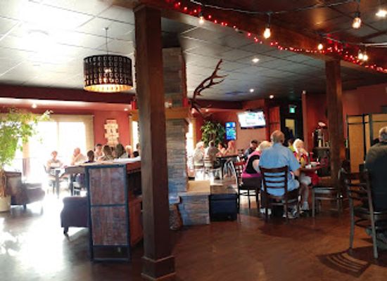canada/acadian-peninsula/bar/joey-s-pub