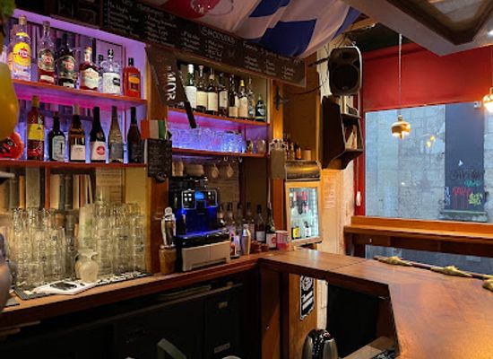 france/tours/vieux-tours/bar/jekyll-pub