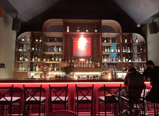 vietnam/hanoi/dong-da-district/bar/9luv-cocktail-and-wine-bar