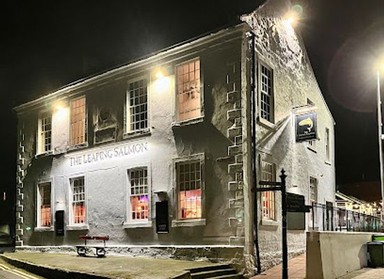 united-kingdom/berwickshire/bar/leaping-salmon
