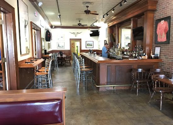 kentucky/pennyroyal-plateau/bar/the-brown-barrel-blind-harry-s