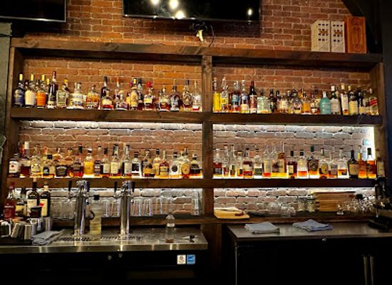 oregon/hood-river/bar/whiskey-tango