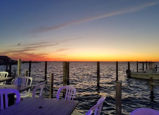 new-york/fire-island/bar/matthew-s-seafood-house