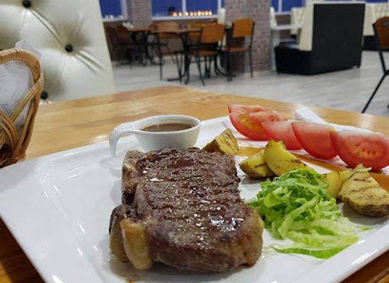 kazakhstan/aktau/bar/food-guru