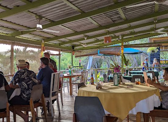grenada/saint-george/bar/the-cove-marina-restaurant-bar-fomerly-whisper-cove