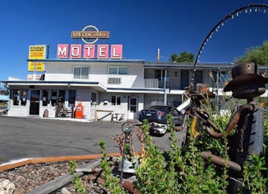 oregon/baker-county/bar/oregon-trail-motel-restaurant