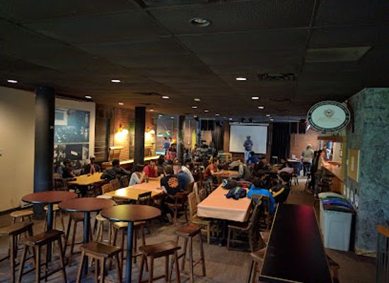canada/maritimes/bar/t-room