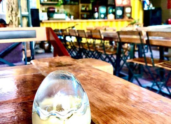 vietnam/cat-ba-island/bar/restaurant-love-house