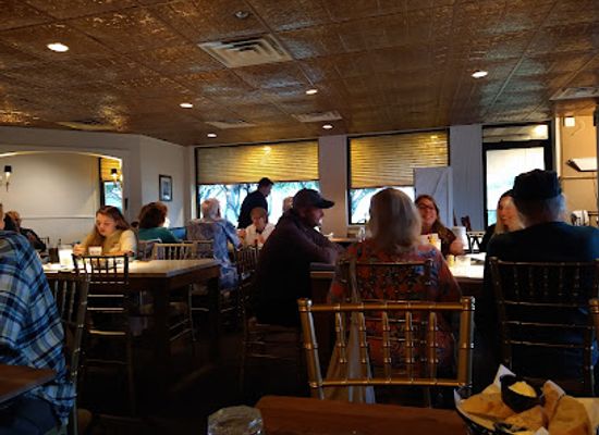 virginia/chincoteague-island/bar/aj-s-on-the-creek
