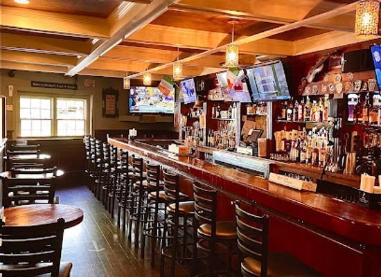 connecticut/stamford/springdale/bar/the-old-place-bar-restaurant