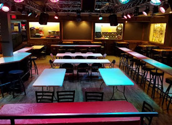 north-dakota/little-missouri-national-grassland/bar/final-final-bar-lounge