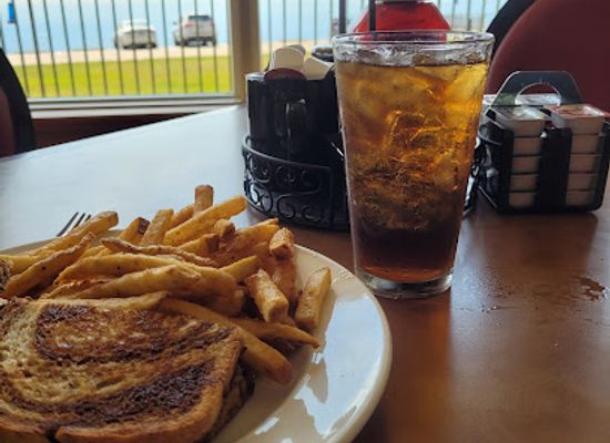 oklahoma/ouachita-national-forest/bar/queen-wilhelmina-restaurant