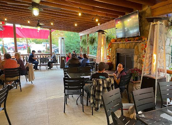 ohio/hocking-hills/bar/hocking-hills-winery