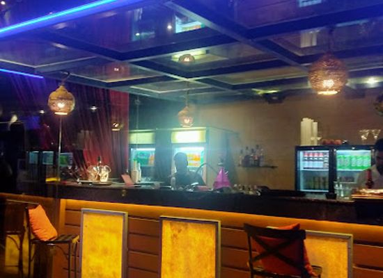 india/kanpur/bar/duman-sky-lounge